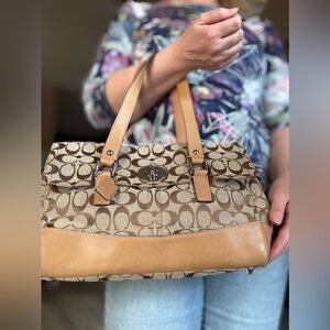 Classic Coach Purse brown Handbag